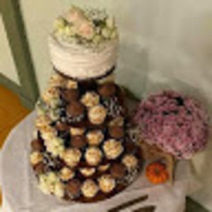 Meet your Posher, Kate's cakes